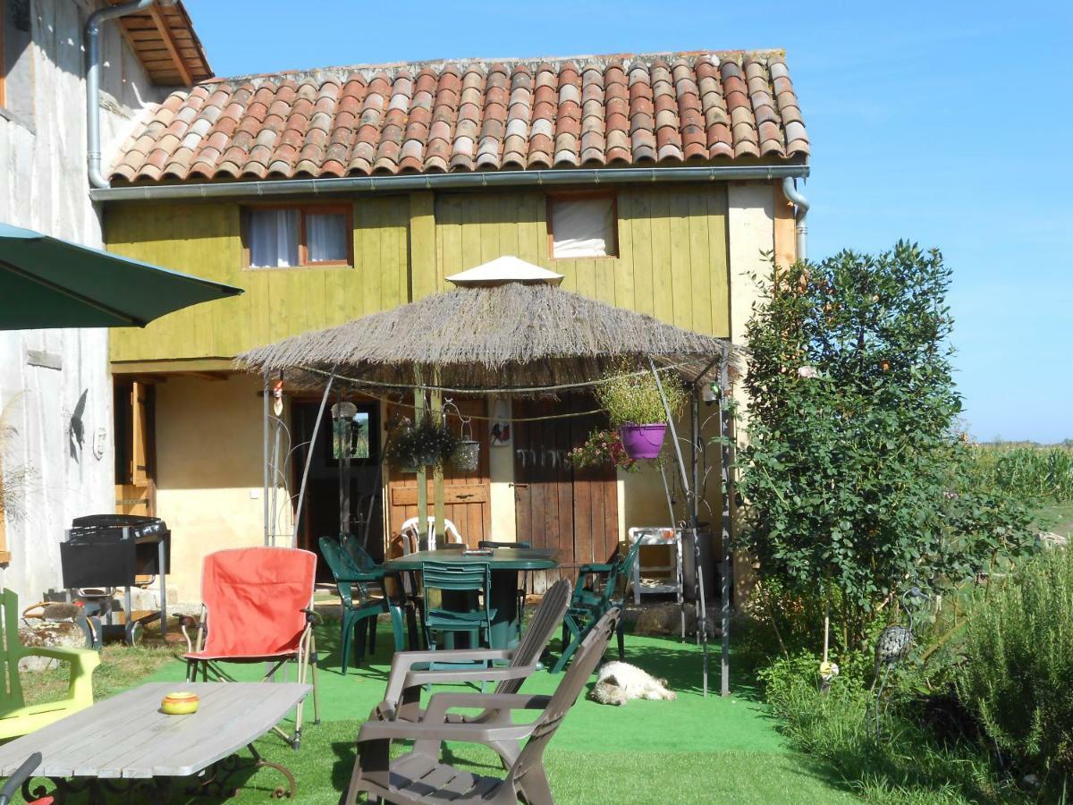 Arie - Chez Joelle et Michel Hotel Dému Buitenkant foto